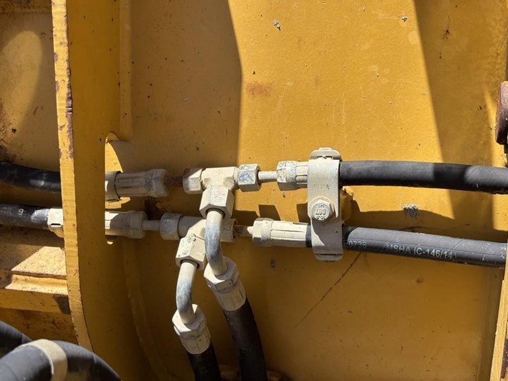 2007-caterpillar-420e-image-17
