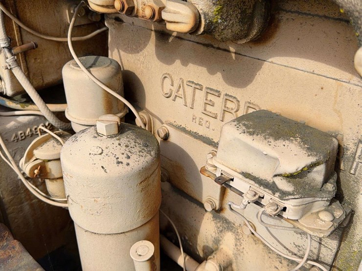 caterpillar-d2-image-33