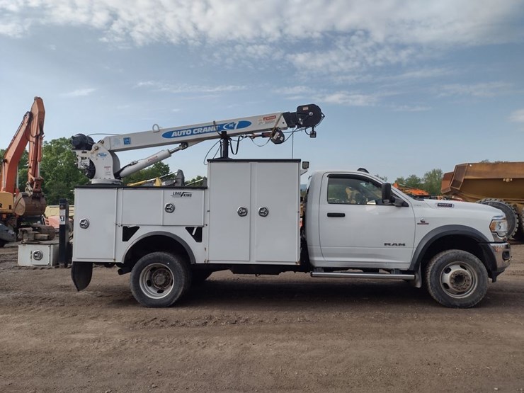 19-ram-5500-service-truck^title^-(qea-4698)-image-3