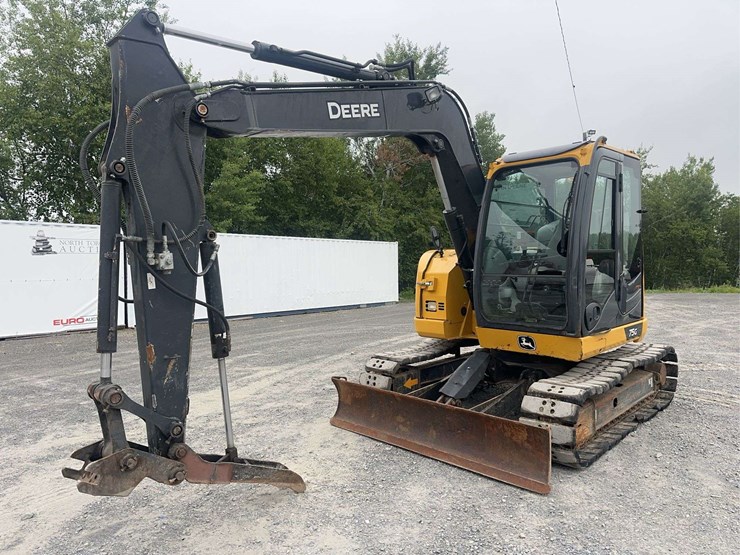 2021-deere-75g-image-1