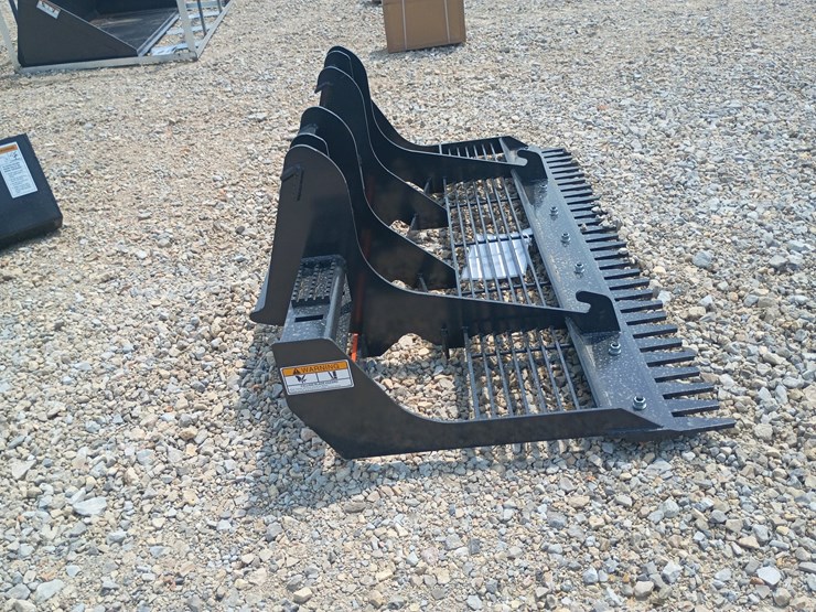 #l73-068-•-wolverine-land-leveler-skid-steer-attachment-image-4