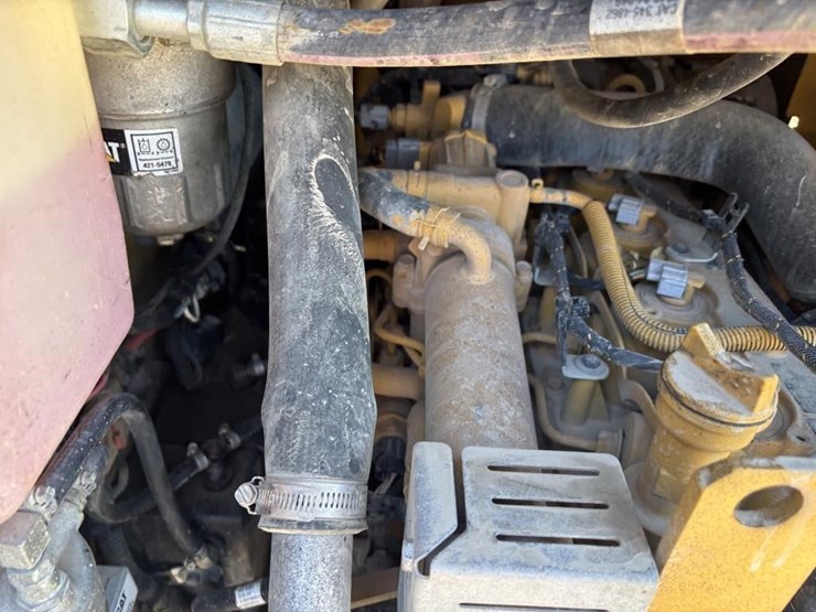 2018-caterpillar-259d-image-41