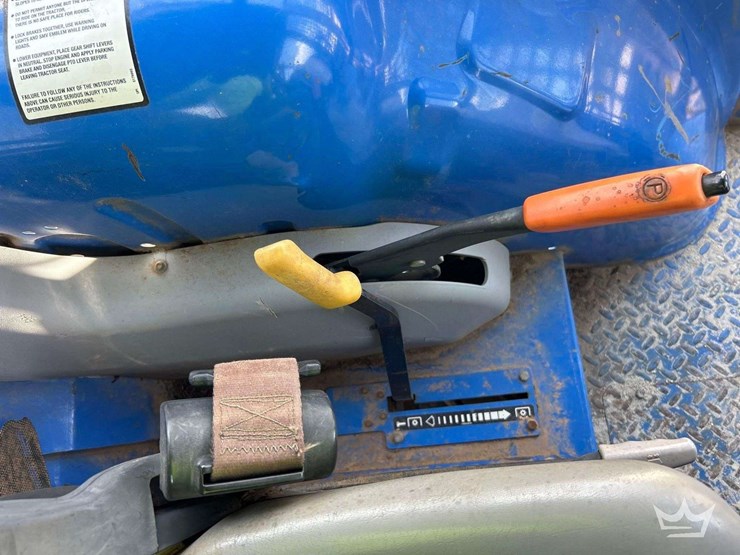 2018-new-holland-4wd-agricultural-tractor-w/-brush-cutter-image-35