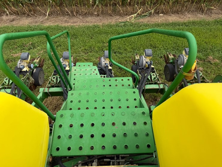 john-deere-1790-image-175