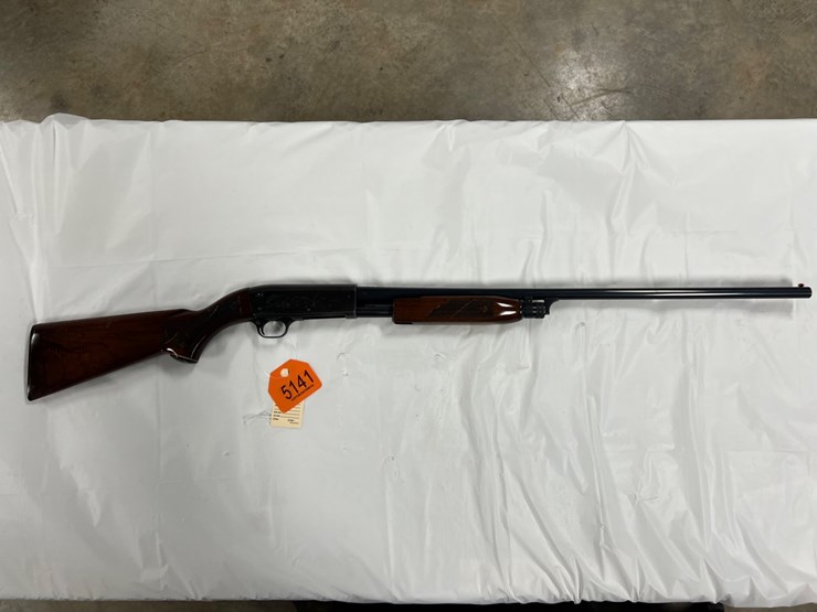 #5141-•-ithaca-m37-featherweight-20ga-pump-image-1