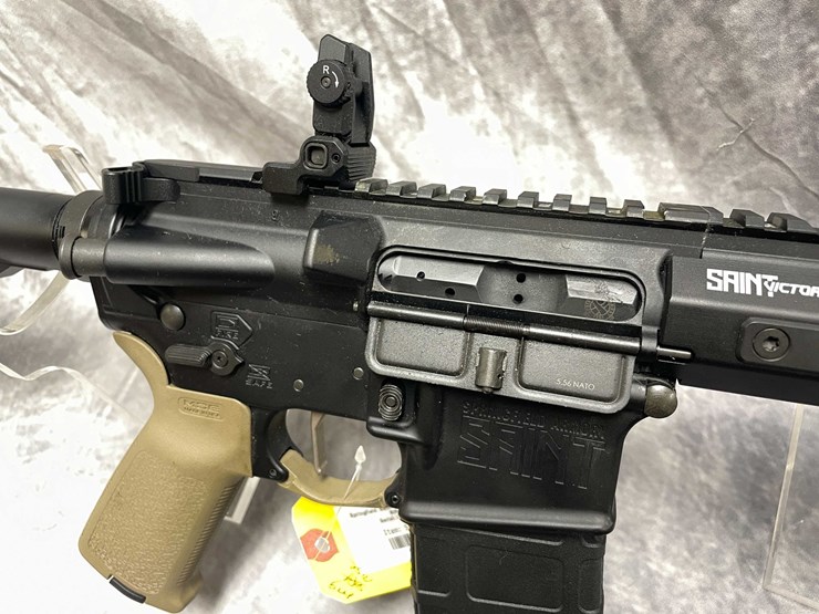 #10695-•-springfield-saint-victor-,-556-nato-semi-auto-rifle,-sn:-st539897-image-14