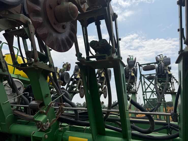 john-deere-1790-image-130