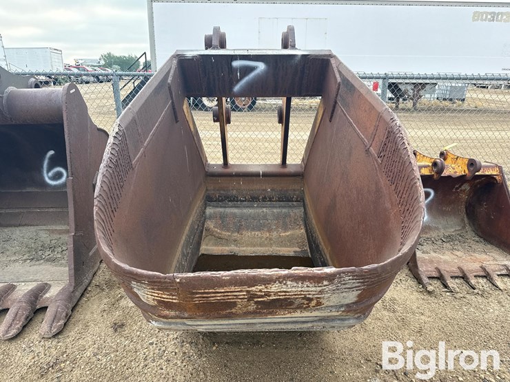 excavator-bucket-image-2