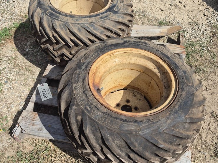 #89-•-31x15.50-15-4-ply-tires-x2-image-1