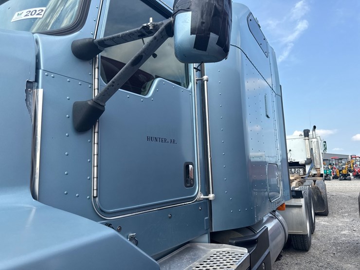 2007-kenworth-t600-image-29