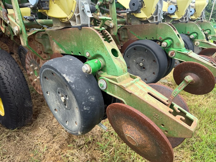 john-deere-1790-image-44