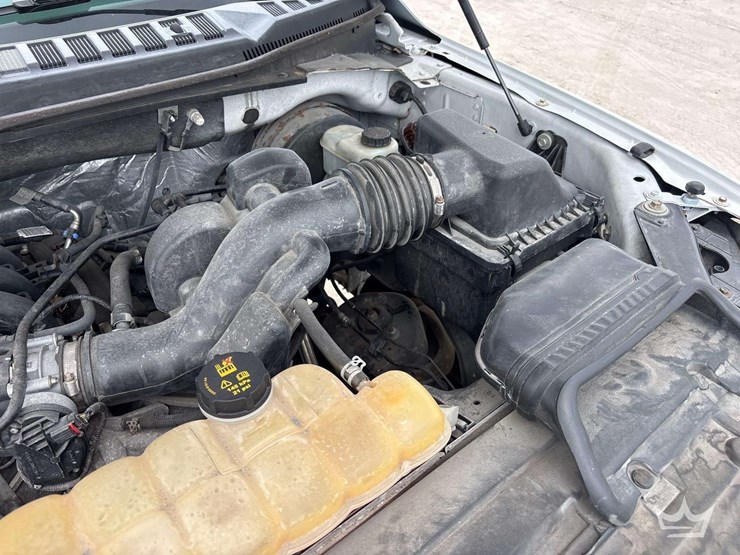 2015-ford-f150-image-9