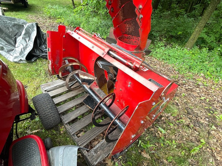 #6111-•-snowblower-attachment-image-7