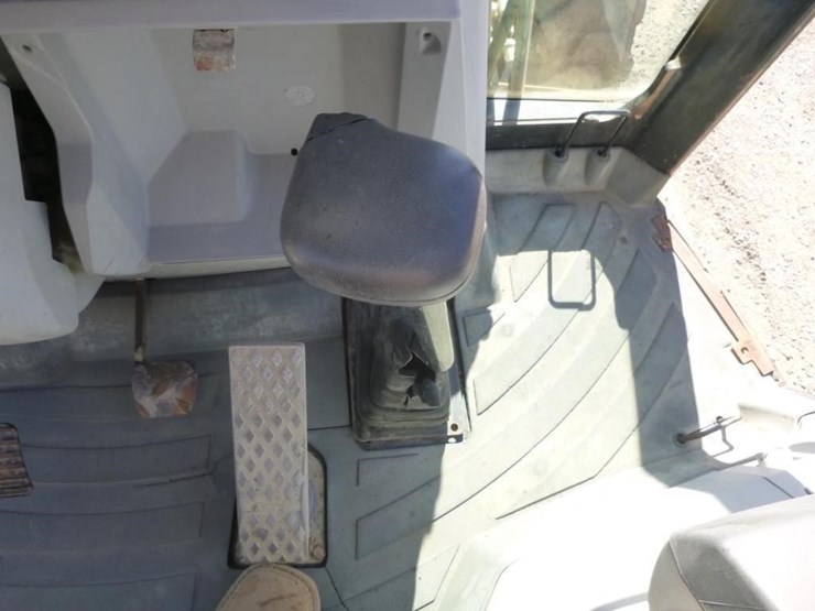 2007-caterpillar-420e-image-38