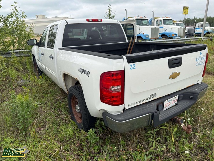 2009-chevrolet-silverado-1500-image-13