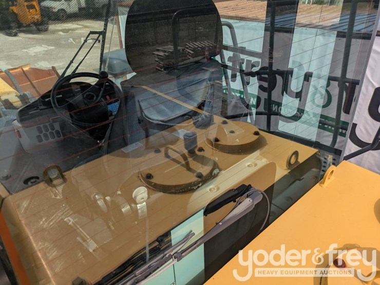 2015-komatsu-wa500-7-image-19