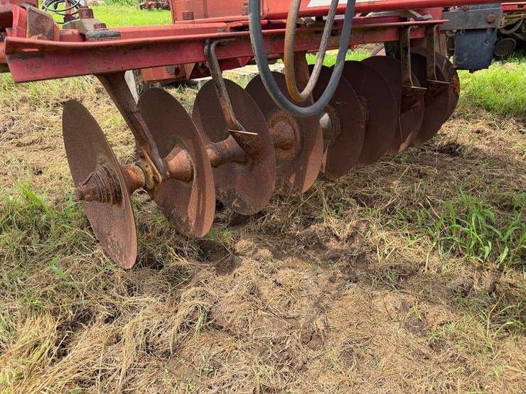 case-ih-3950-image-31