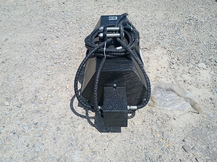 #l65-027-•-lanch-flail-mower-mini-excavator-attachment-image-3