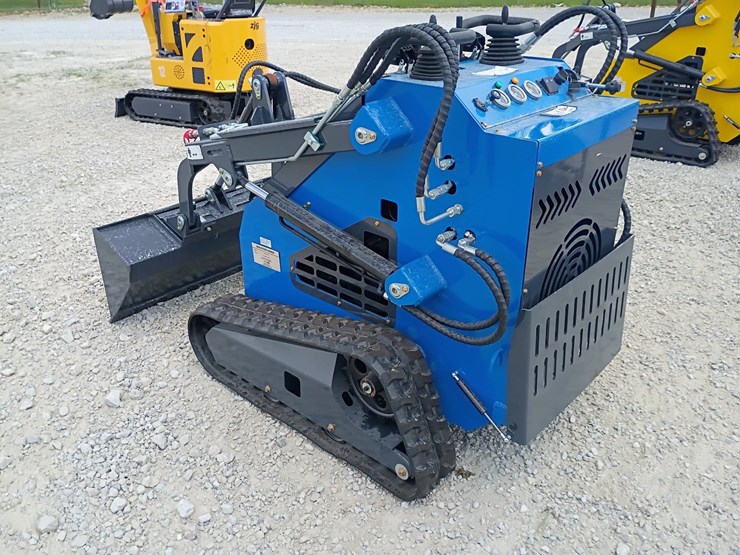 #l63-007-•-2026-zjg-380-mini-skid-steer-image-2