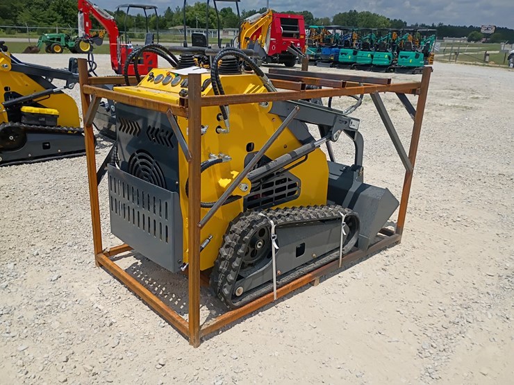 #l63-003-•-2026-zjg-380-mini-skid-steer-image-4