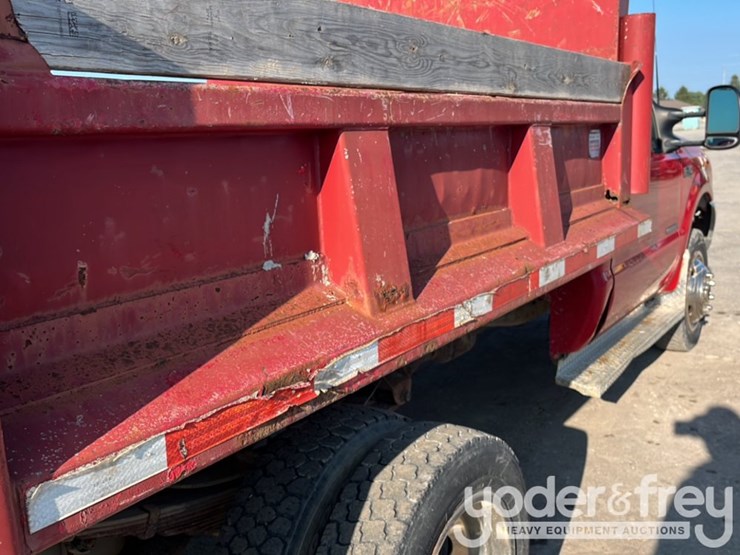 2002-ford-f450-xl-image-30