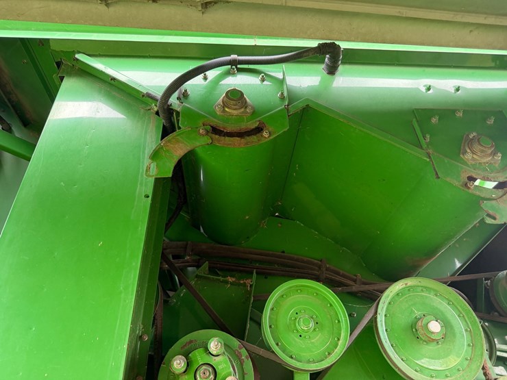 2011-john-deere-9770-sts-image-72