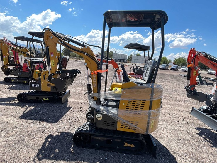 #2466-•-unused-2026-rt15r-ats-mini-excavator-image-3