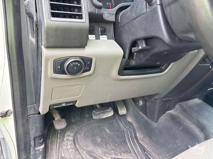 2018-ford-f250-image-19