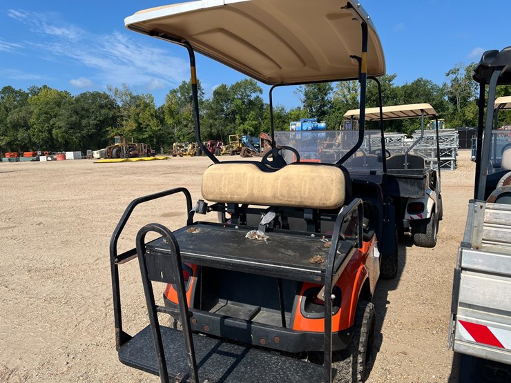 #39645-•-2017-ezgo-express-s4-golfcart-|-for-parts/repairs-image-4