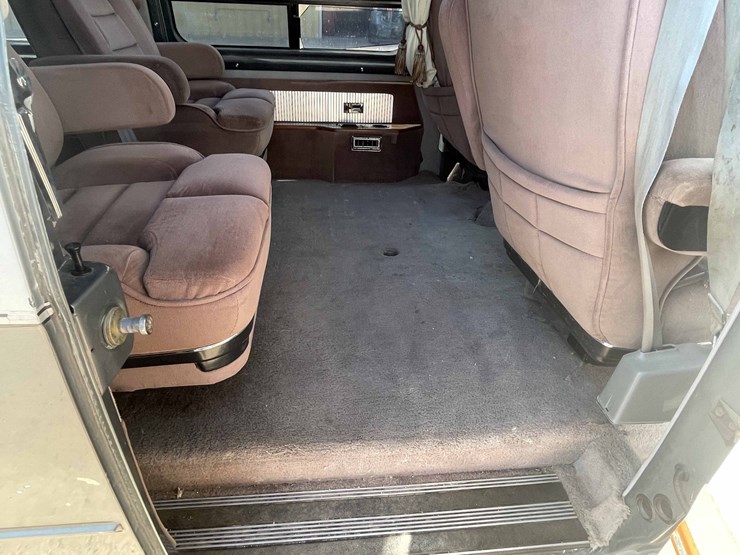 1988-chevrolet-g20-image-53