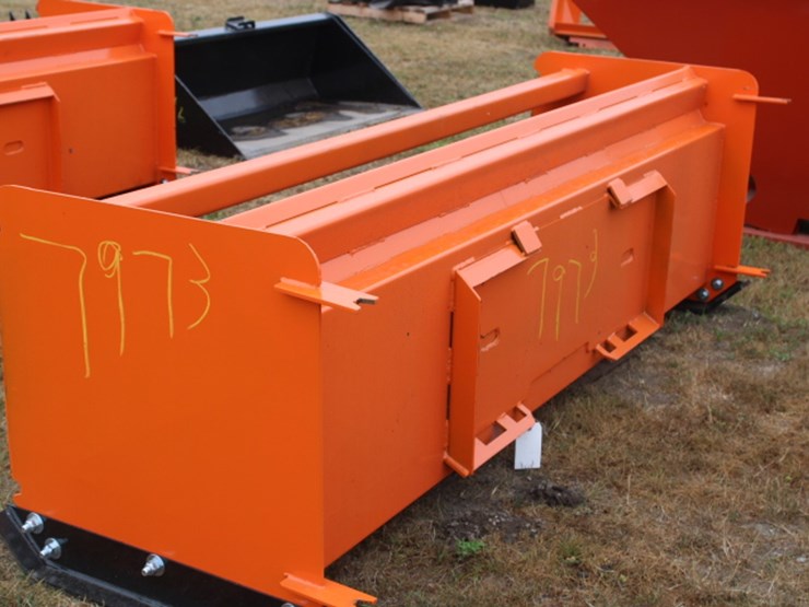 #7973-•-8'-qt-pusher-pull-back-image-2