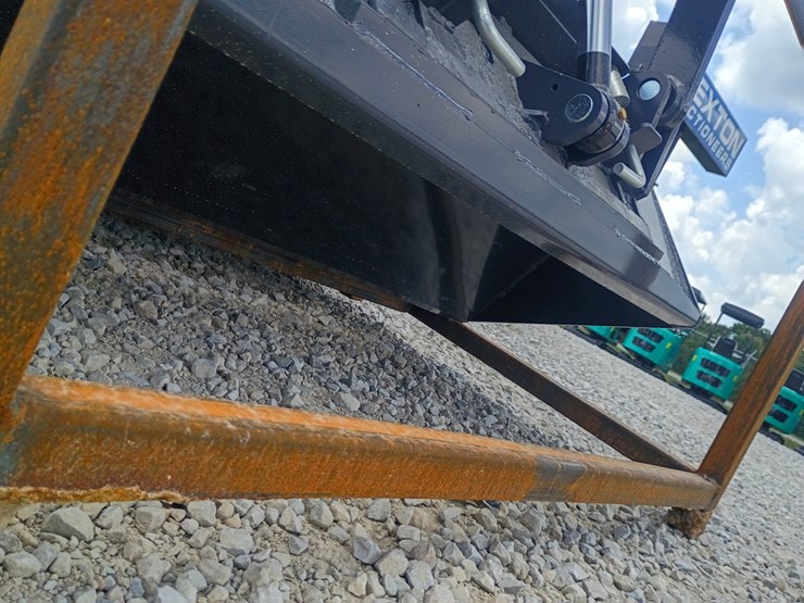 #l63-014-•-2026-zjg-380-mini-skid-steer-image-16