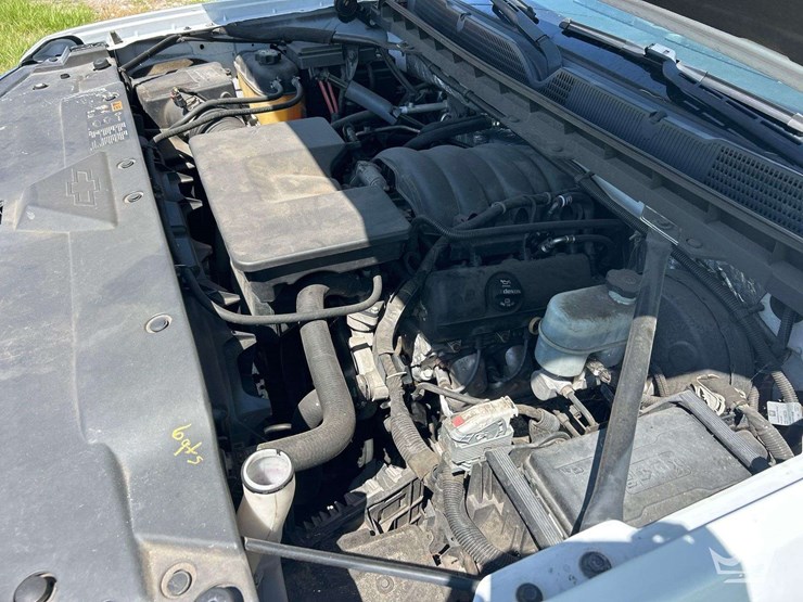 2016-chevrolet-silverado-1500-image-9