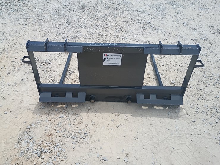 #l64-077-•-jct-bale-spike-skid-steer-attachment-image-3