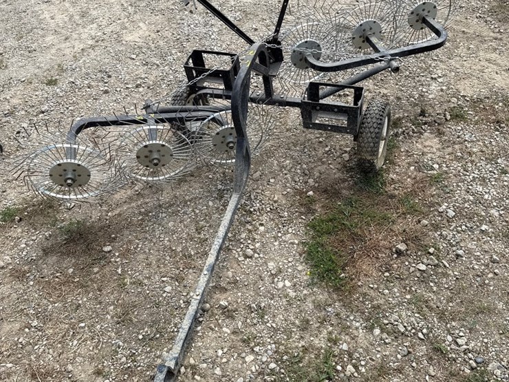 #25-•-tow-behind-the-shape,-thatcher-image-2