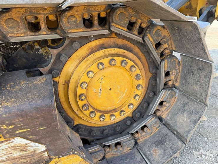 2020-deere-700k-xlt-image-79