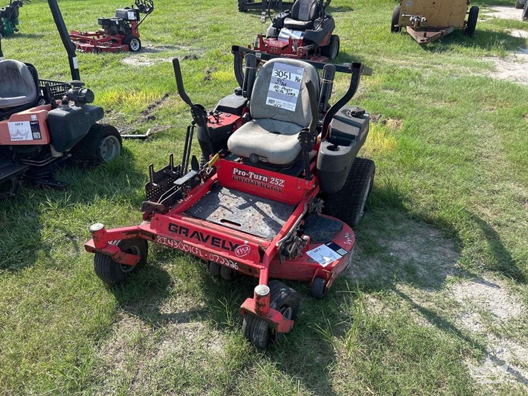 gravely-proturn-52-image-1