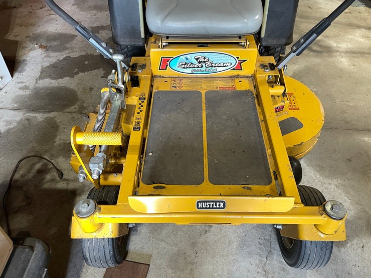 #6177-•-hustler-fastrak-z-zero-turn-lawn-mower-image-5