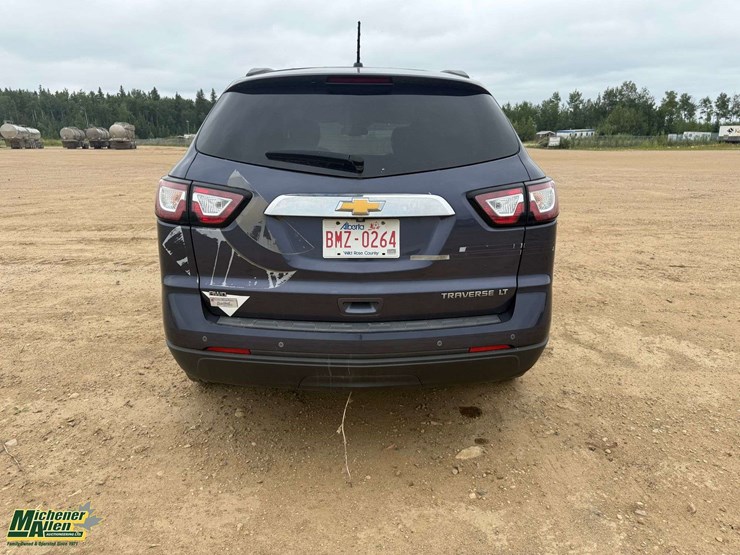 2014-chevrolet-traverse-image-8