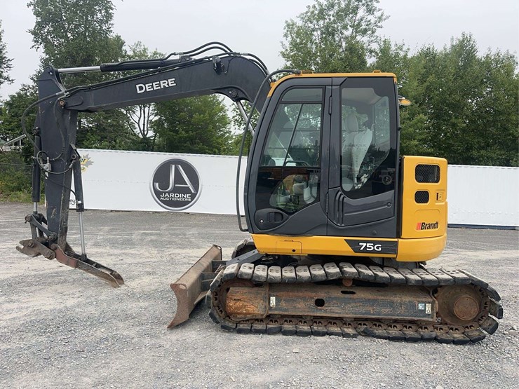 2021-deere-75g-image-8