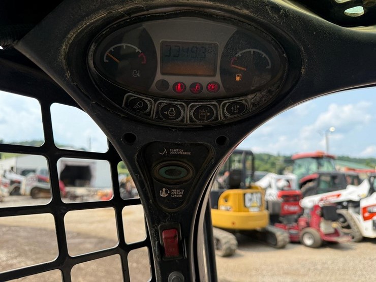 2013-bobcat-s510-image-21