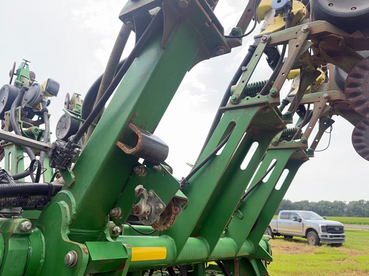 john-deere-1790-image-135