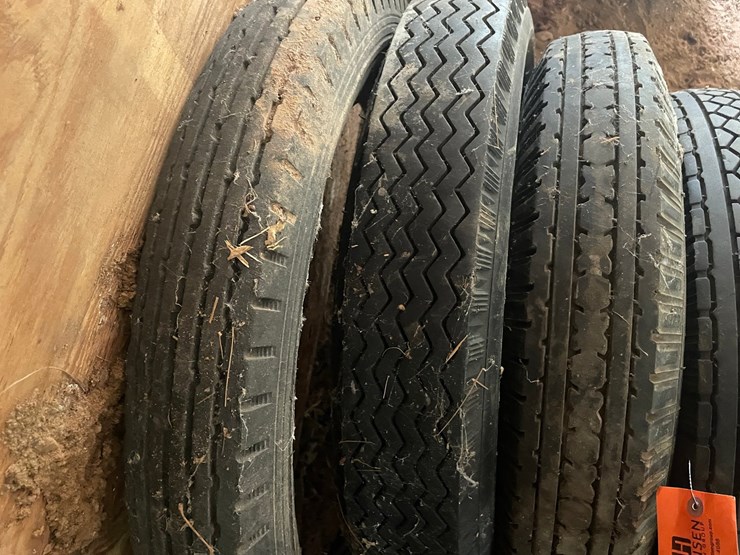 #1251-•-(4)-model-a-tires-image-5