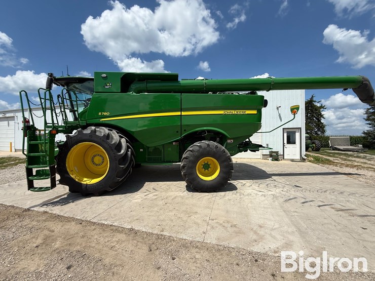 2022-john-deere-s780-image-8