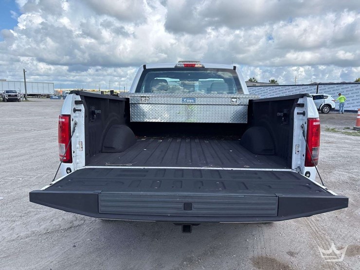 2015-ford-f150-image-11