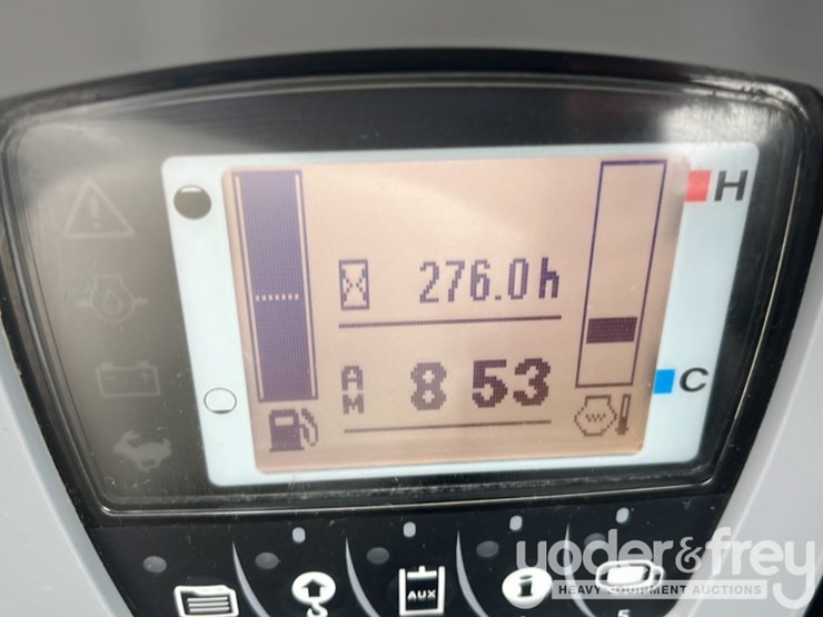 2022-kubota-u35-image-28
