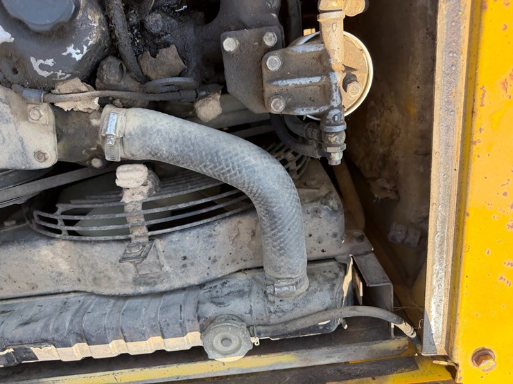 caterpillar-307-image-67