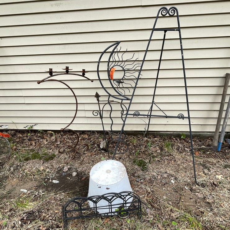 #6144 • Outdoor Decor