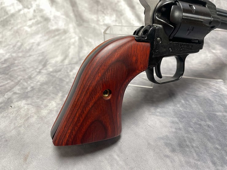 #10869-•-heritage-rough-rider,-22-lr-revolver,-sn:-1bh027314-image-5