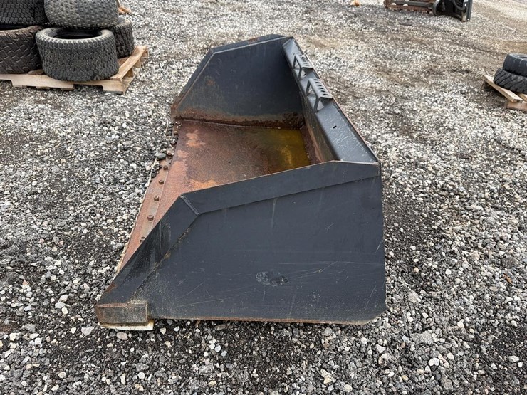 bobcat-68”-high-side-material-skid-steer-bucket-image-2
